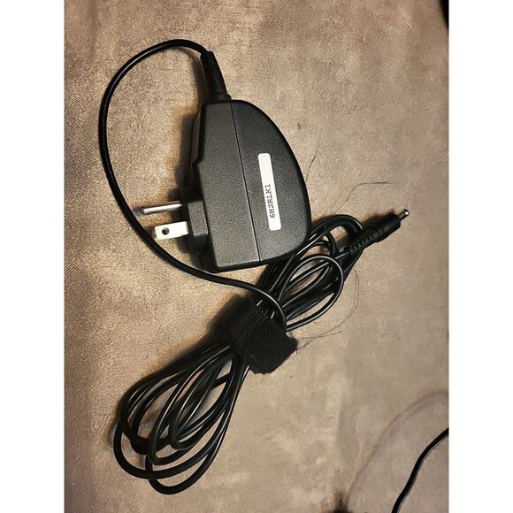 WA-30A19U Asian Power Devices AC Adapter 19V 1.58A - Picture 1 of 7